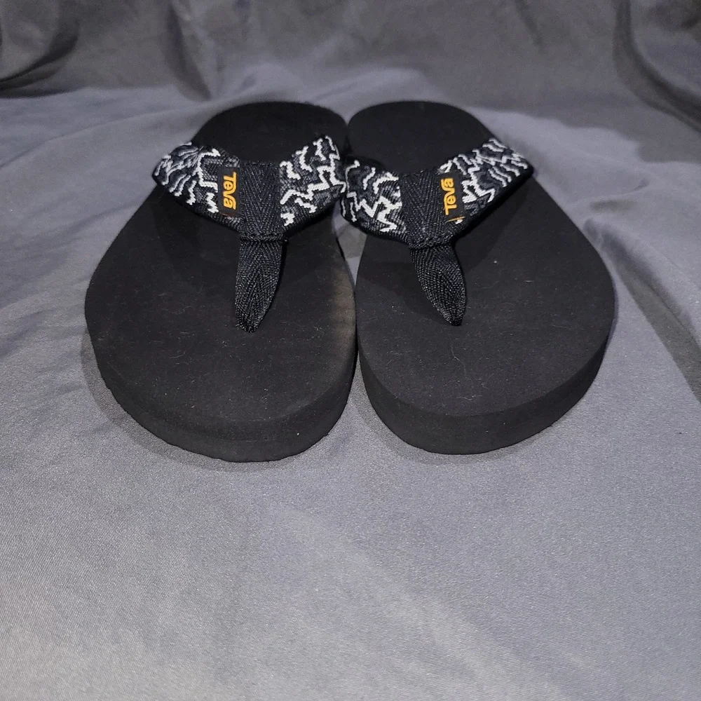 TEVA Kids Mush II Ravine Black Sandals Flip Flops Size 6 Youth